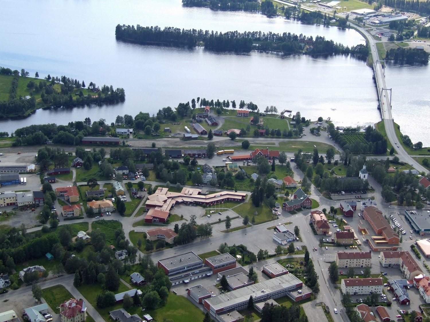 Flygfoto &ouml;ver Str&ouml;msund