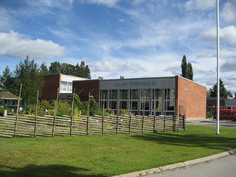 Hjalmar Str&ouml;merskolan
